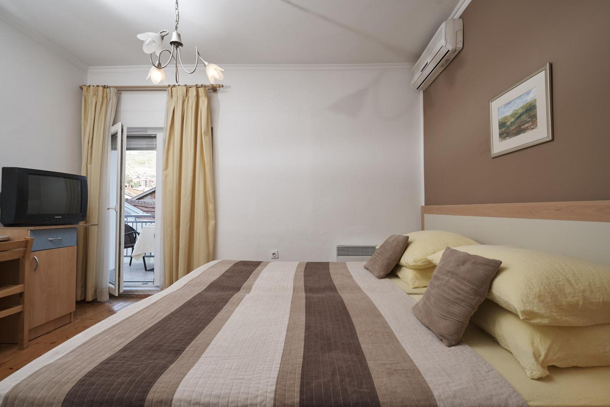Pansion Rose Hotel Mostar Exterior photo