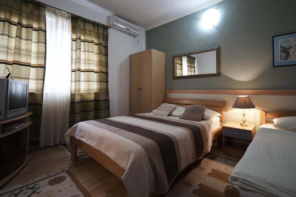 Pansion Rose Hotel Mostar Exterior photo