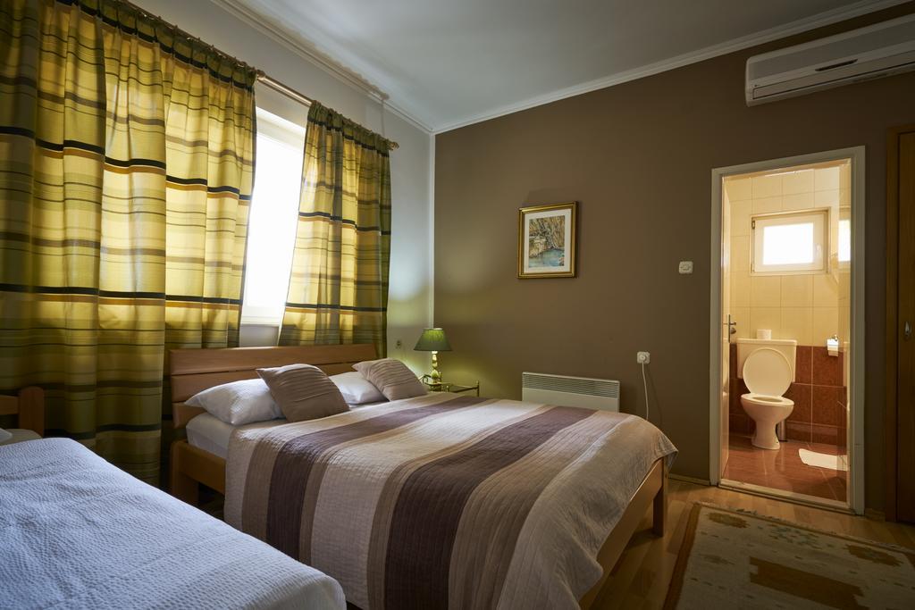 Pansion Rose Hotel Mostar Exterior photo